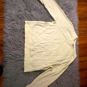 Universal Thread size small yellow sweater